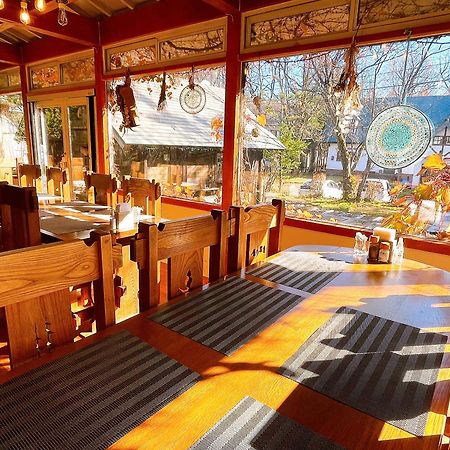 Hakuba Pension & Log Hotel Meteor Exterior photo