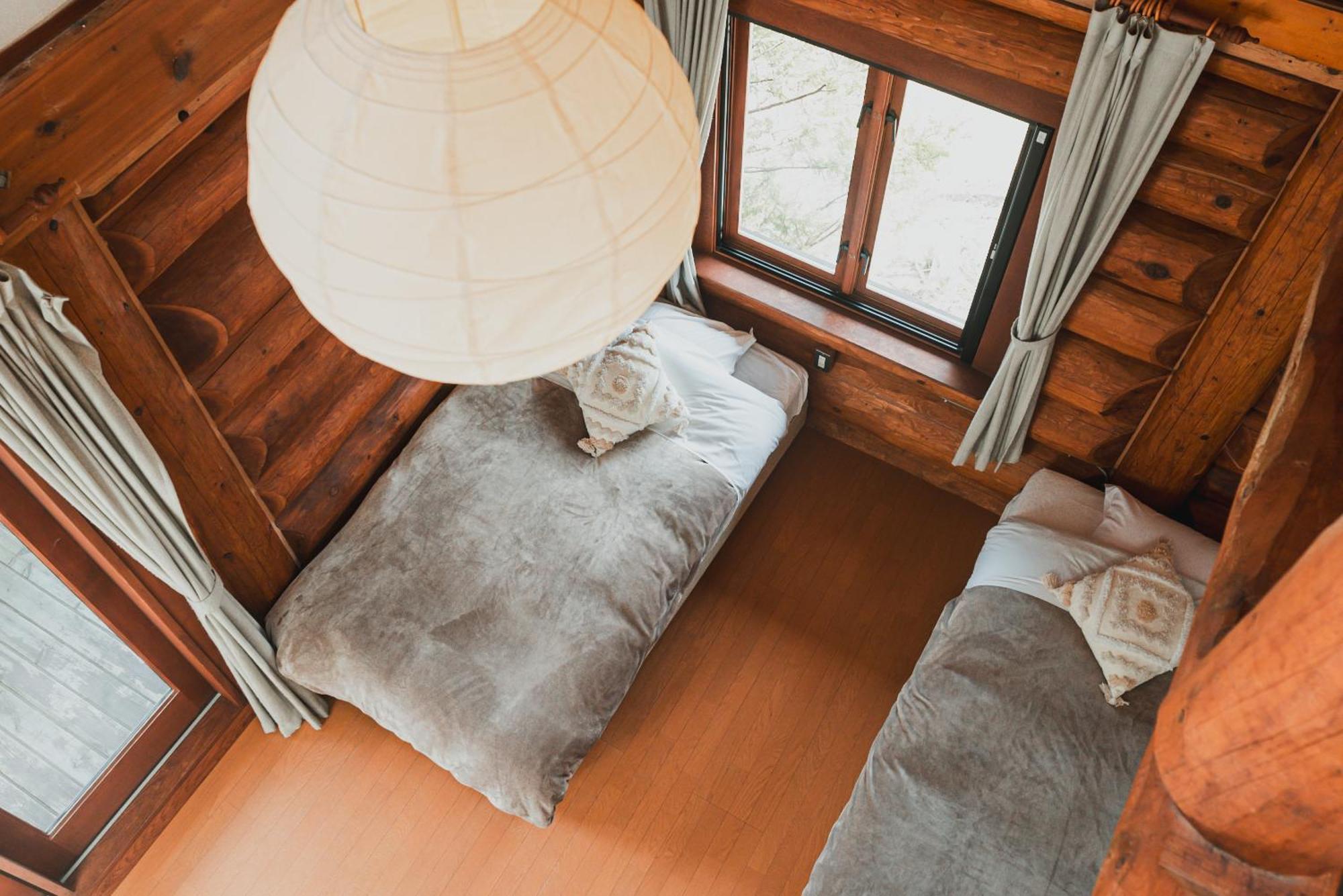 Hakuba Pension & Log Hotel Meteor Exterior photo