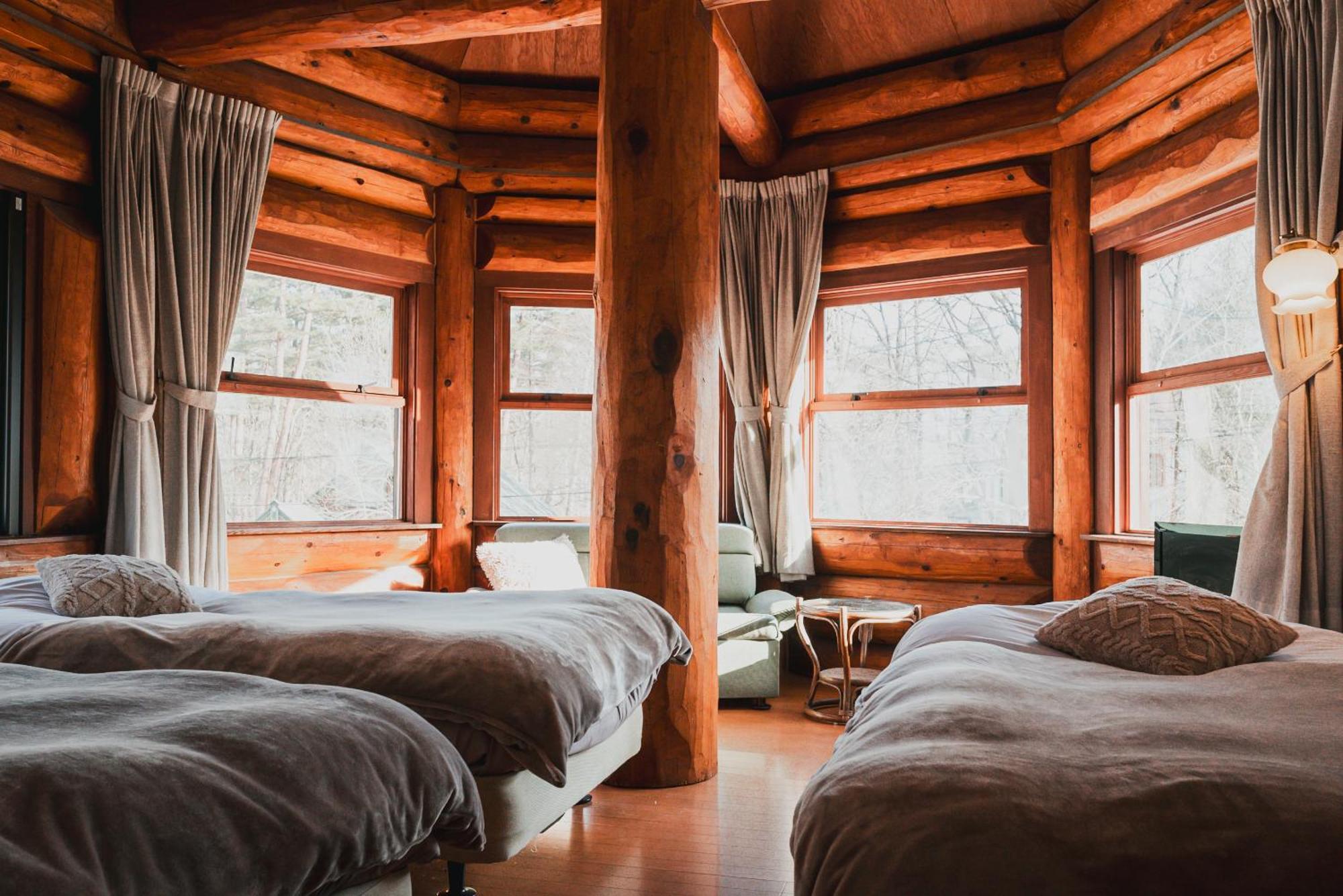 Hakuba Pension & Log Hotel Meteor Exterior photo